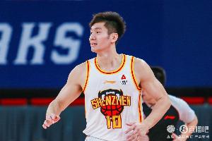 替補高效！白昊天5中4拿到11分2板4助1斷 正負值+15