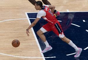 贏球就好了！24號(hào)秀凱肖恩-喬治10中8&三分8中6轟生涯新高24分！