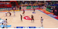 為數(shù)不多的亮點！劉澤?；@下虛晃妙傳褚添一扣籃