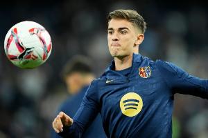 加維與赫塔費球員沖突，對對手喊：你誰??？你太菜了，醒醒吧