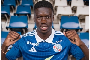 記者：切爾西將簽下斯特拉斯堡19歲中衛(wèi)薩爾，轉(zhuǎn)會(huì)費(fèi)約2000萬歐