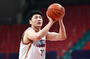 難阻失利！趙柏清8中6拿到15分7板 三分4中3