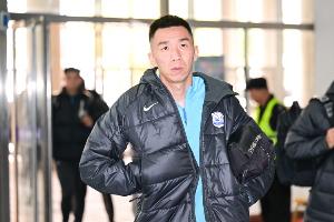 記者：滄州雄獅33歲前鋒劉鑫瑜今天在津門虎試訓