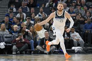 近六場三分命中率超四成??迪文岑佐因大腳趾傷勢將無限期缺陣