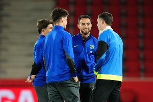 TA：埃里克-加西亞想去赫羅納，經(jīng)弗里克勸說(shuō)后決定冬窗留隊(duì)