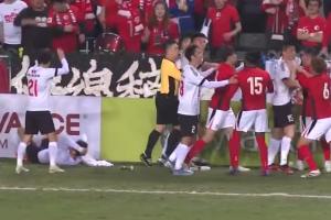 中國香港球員不滿拜合拉木：我們是一個大家庭，他們不能欺負球迷