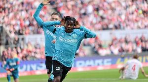 弗林蓬為踢翻花束致歉，馬競：這證明了你的正直，我們接受道歉