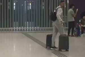 博主曬泰山緋聞外援加扎爾登機(jī)照，球員準(zhǔn)備飛往中國(guó)