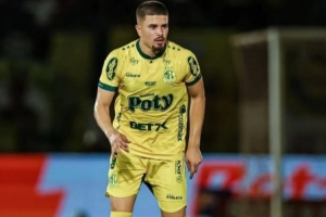 記者：新外援將在體檢通過后與泰山會(huì)合 球隊(duì)春節(jié)將在上海度過