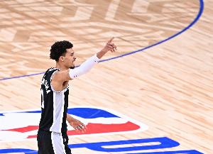 保羅：希望教練們做出正確的決定 把文班亞馬選進(jìn)全明星