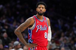 望無(wú)礙??！納斯：?jiǎn)讨蔚男≈甘軅?他明天將接受核磁共振檢查