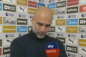 瓜迪奧拉：控球權(quán)這一點真的很重要 胡桑諾夫還不會說英語