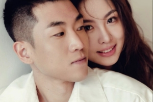 相當(dāng)般配！高詩(shī)巖妻子曬情侶日常：遲來(lái)的照片