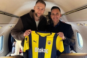 羅馬諾：巴黎將很快批準(zhǔn)什克里尼亞爾外租費(fèi)內(nèi)巴切，體檢沒(méi)有問(wèn)題