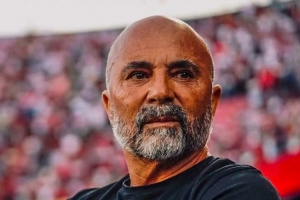 帶隊(duì)?wèi)?zhàn)績(jī)3勝7負(fù)！羅馬諾：雷恩主帥桑保利即將下課