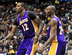 霍華德：不知道和科比發(fā)生了什么 在同一架飛機(jī)上他都不和我說話