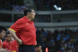 付政浩：宮魯鳴此次集訓(xùn)入隊(duì)會(huì)存在感降低 傳聞他后續(xù)要分管女籃