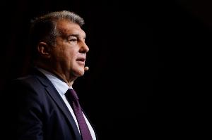 拉波爾塔：加維的情況沒有大礙，他正在醫(yī)院接受檢查