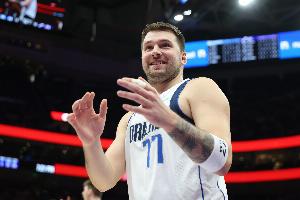 討論|都比湖人報價香？五隊潛在東契奇交易報價：火箭5首輪+阿門