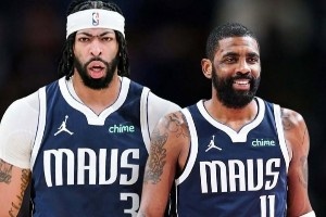 菲爾-漢迪發(fā)問(wèn)：全場(chǎng)2V2 歐眉VS詹東VS文班福克斯 哪一組更強(qiáng)