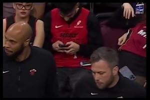 這還看個錘子比賽????！熱火官推：今晚的我們都是這樣??