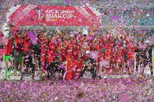 中國(guó)女足亞洲杯奪冠三周年！決賽3-2逆轉(zhuǎn)韓國(guó)，時(shí)隔16年再登頂