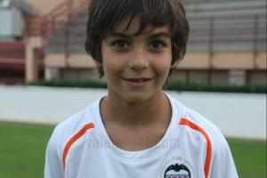 重情義！費(fèi)蘭7歲開始在瓦倫青訓(xùn)營成長，今日戴帽沒慶祝&紀(jì)念災(zāi)民