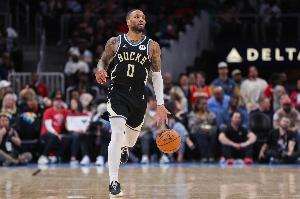 利拉德：開始命中投籃后沒想自己會爆發(fā) 我們的比賽節(jié)奏很棒