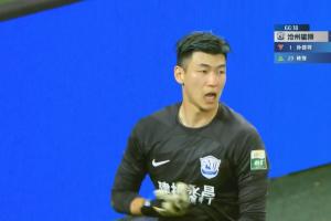 德轉顯示前滄州門將孫健祥已加盟梅州客家，合同年限未公布