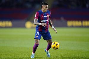 24球13助攻！拉菲尼亞本賽季35場造37球，五大聯(lián)賽僅次于薩拉赫