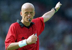 科里納：02世界杯決賽后我拿走了決賽用球，還得到了大羅的球衣