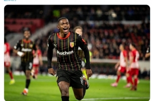 記者：朗斯中場(chǎng)科斯塔將加盟美職聯(lián)波特蘭伐木工，轉(zhuǎn)會(huì)費(fèi)700萬(wàn)歐