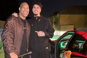 心態(tài)真好！三球曬自己與球爹合照：理所當然地說我愛你??