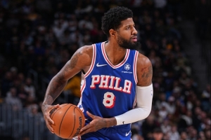 ??喬治：我們在NBA竟能讓對手如此輕松地上籃 我真的搞不懂