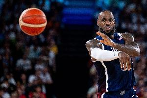 考辛斯：詹姆斯仍是聯盟前10 若保持奧運詹的模式他能再打4-5年