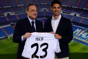 9年白衣19冠！2013年21歲伊斯科加盟皇馬，3000萬轉(zhuǎn)會費窗口第15