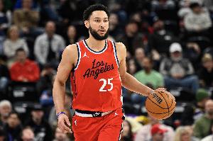 今日洛杉磯德比 西蒙斯降級(jí)為出戰(zhàn)成疑 鮑威爾大概率復(fù)出