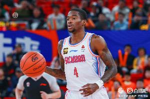 對(duì)飆！薩姆納25中9拿到34分6板7助 多米尼克-瓊斯砍34分14助