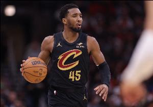 米切爾：鎖定季后賽很棒但這并不是最終目標(biāo) 只是向前邁了一步