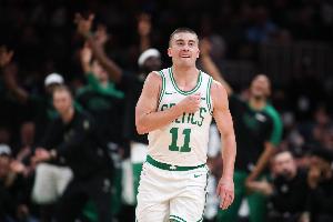 雙探花都沒做到！懷特與普理查德同場砍下40+ 綠軍隊史首對??