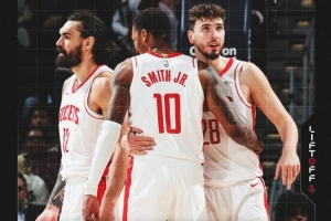 火箭官方曬贏球海報(bào)：申京、亞當(dāng)斯、小賈巴里一起登上封面