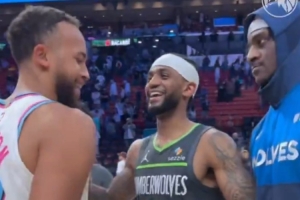 人緣真好??李凱爾賽后與沃克&康利&戈貝爾等森林狼老隊(duì)友聊天