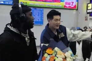 來了！多位媒體人：哈雷爾已經(jīng)抵達(dá)烏魯木齊