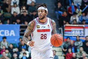 打得啥啊！廣東首節(jié)16-25落后四川9分 全隊5次失誤&莫蘭德4個