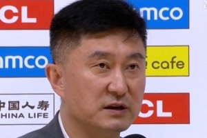 杜鋒：大家開局還是有點松 希望后續(xù)客場一切順利