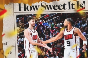 主場(chǎng)射日????火箭官方曬出贏球海報(bào) 申京&狄龍登上封面