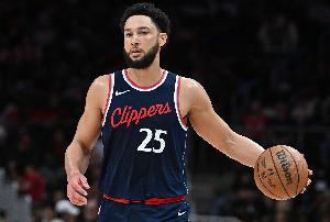 躺贏隨便打打！本-西蒙斯3中0沒有得分 僅得到2板3助1帽