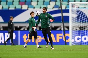 鈴木彩艷：隨著經(jīng)驗(yàn)增加自己更加冷靜，戰(zhàn)巴林要力保城門不失