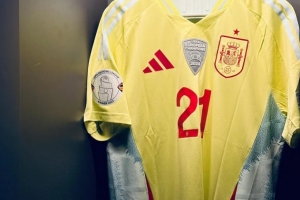 西班牙對荷蘭首回合23人大名單：亞馬爾、拉亞、懷森、莫拉塔在列