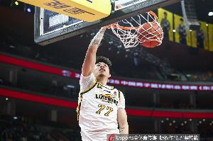 大韓&張鎮(zhèn)麟的傷勢(shì)比遼滬勝負(fù)更重要 季后賽將至希望二人無礙??